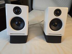 Audioengine A2 Bt20080500151w A2 Bt White Bluetooth 2.0 Channel Usb Rca Computer Speakers