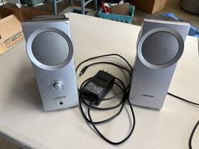 Bose Am280180l 00 Companion 2 2.0 Wired Computer Speakers Silver/black Volume Control Rca 3.5