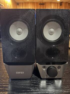 Ri9bt Edifier Edifer Multimedia Speaker