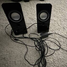 Insignia N5-2810bt 2.0 Channel Wired Computer Speakers Black 3.5mm Jack