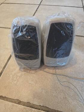 234516.001 Labtec Lcs-80 Multimedia Computer Stereo Speakers New