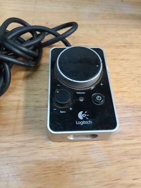 R817 Logitech Original Z4 Speaker Volume Bass Controller Control Pod Only Pid