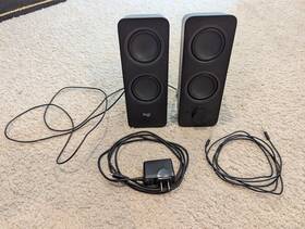 Soo182 Logitech Desktop Speakers