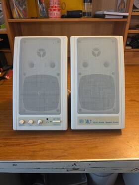 Mli 697333899663 Computer Speakers Mli-130 Pair Nice