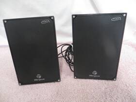 Targus Aem0805ca Vtg Nxt Flat Panel Computer Speakers - 3 Inch X 4.75