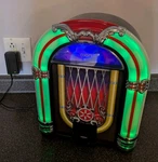 Ion Jukebox Dock Retro Speaker For Ipad,iphone And Ipod Used. Fixed Price $34.00.