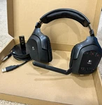 Logitech Wireless Gaming Headset G930 With 7.1 Surround Sound Complete. Fixed Price $99.00.