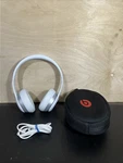 Beats Solo 2 Wired On-ear Headphones White B0518 Works Tested Ships Fast!. Fixed Price $29.99.