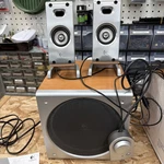Logitech S-0085A Z3 Wood Grain Desktop Speakers Wired Remote Subwoofer L/r. Fixed Price $39.99.