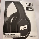 Altec Lansing Evolution 2 Bluetooth Wireless Headphones Black. Fixed Price $9.90.