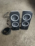 Logitech Z200 Wired Multimedia Speaker System Complete *tested Works*. Fixed Price $17.50.