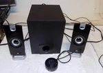 Cyber Acoustics CA-3480 2.1 Stereo Computer Speakers With Subwoofer. Fixed Price $35.00.