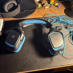 Logitech G430 Black/blue Over The Ear Gaming Headset Wired. Fixed Price $14.00.